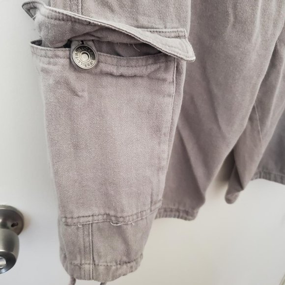 Mens gray cargo shorts 40 - Picture 3 of 4